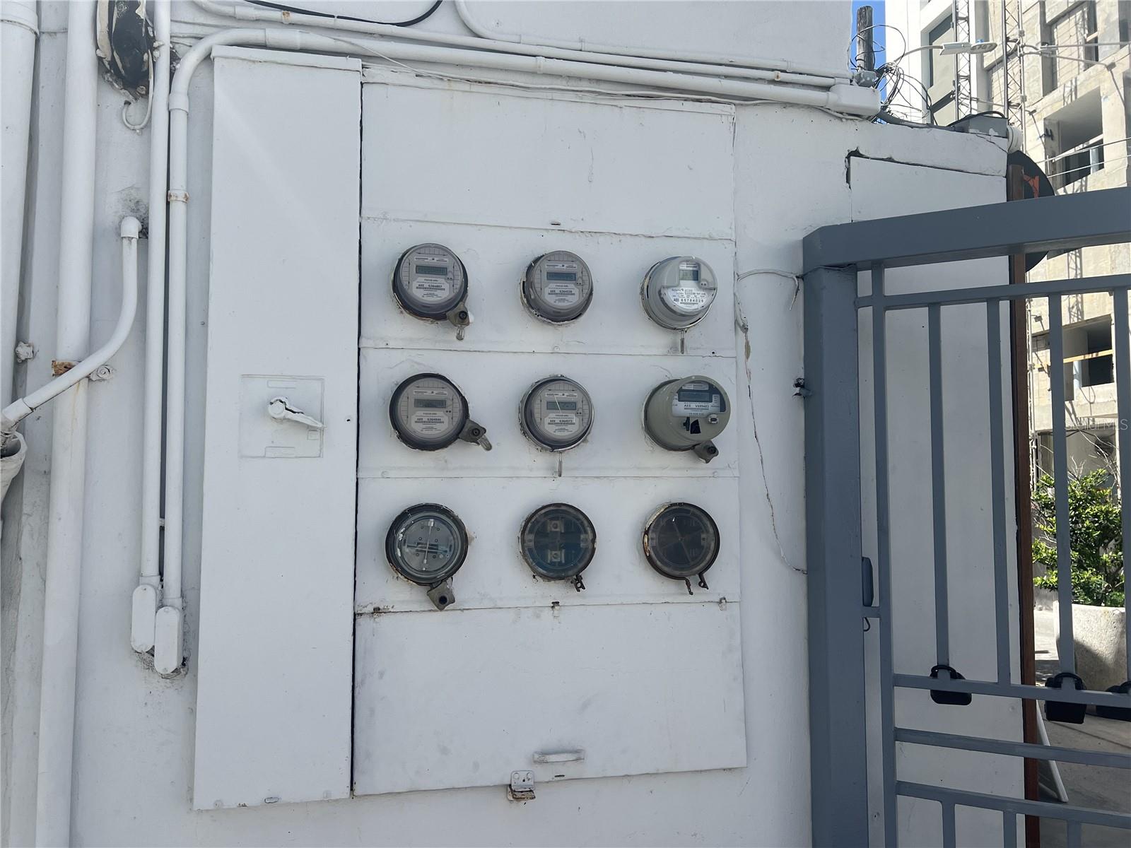 COND. CONDADO CENTER - Commercial Sale