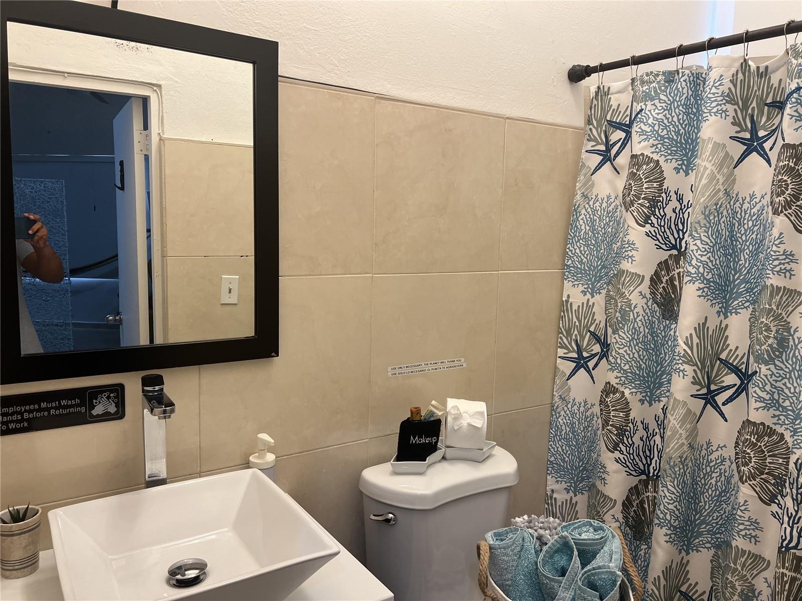 COND. CONDADO CENTER - Commercial Sale