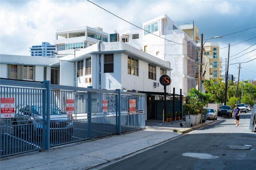 3 commercial units converted into 3 residential lofts. Unit #1: 950 sq ft with open space 2B | 2Bth; Unit #2: 819 sq ft open space 2B | 1Bth; Unit #3: 880 sq ft open space 2B | 2Bth. Located in the center of Condado at Delcalse St. with access to Ashford Ave, it is close to important hotels with 4-star ratings and up, landmarks, and restaurants. The property is also located in a tourist area with high pedestrian traffic offering high visibility. Property can be used for both commercial and residential use, offering versatility for investment of choice. Only commercial loans are acceptable.