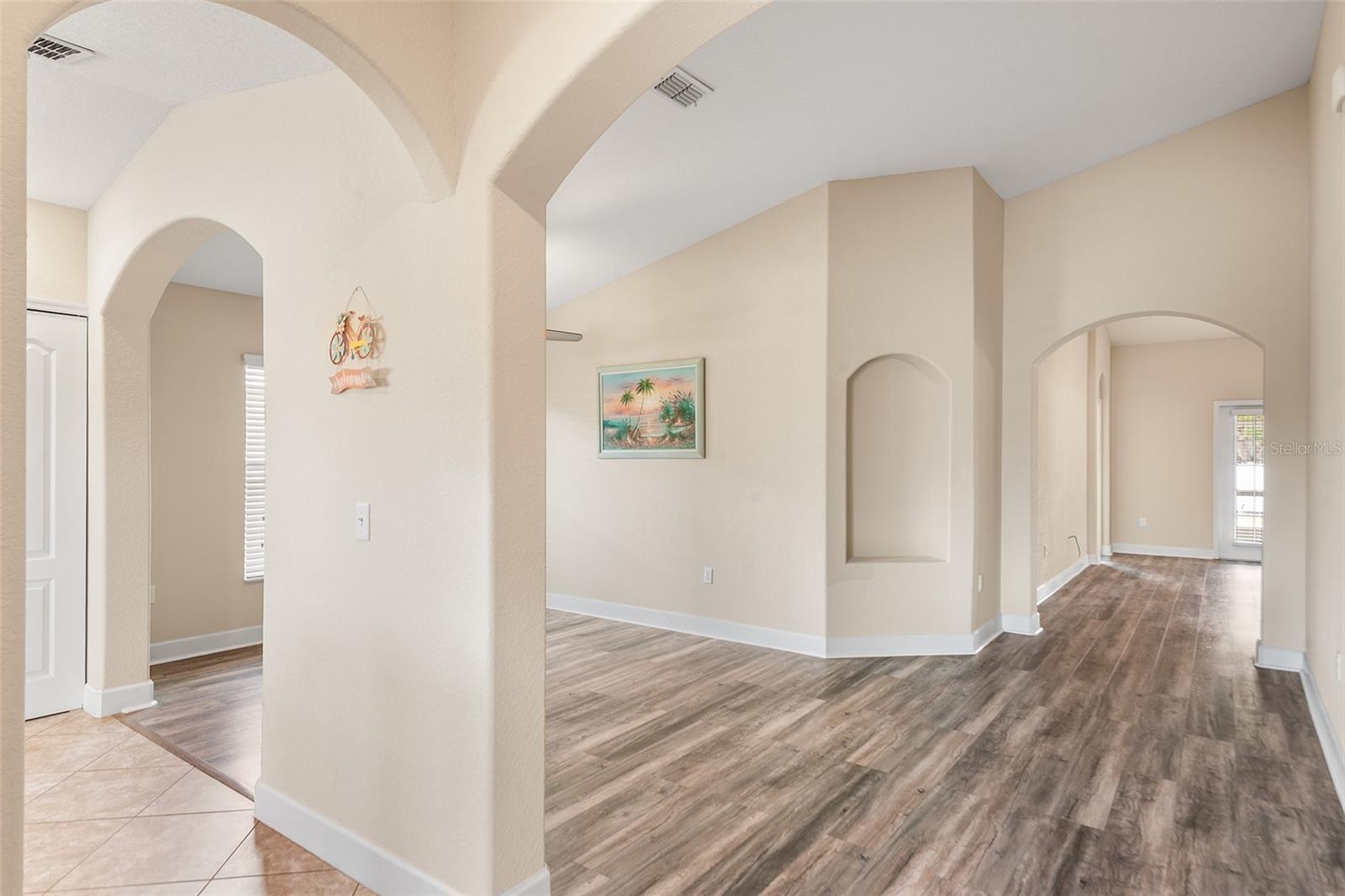 LAKERIDGE ESTATES - Residential