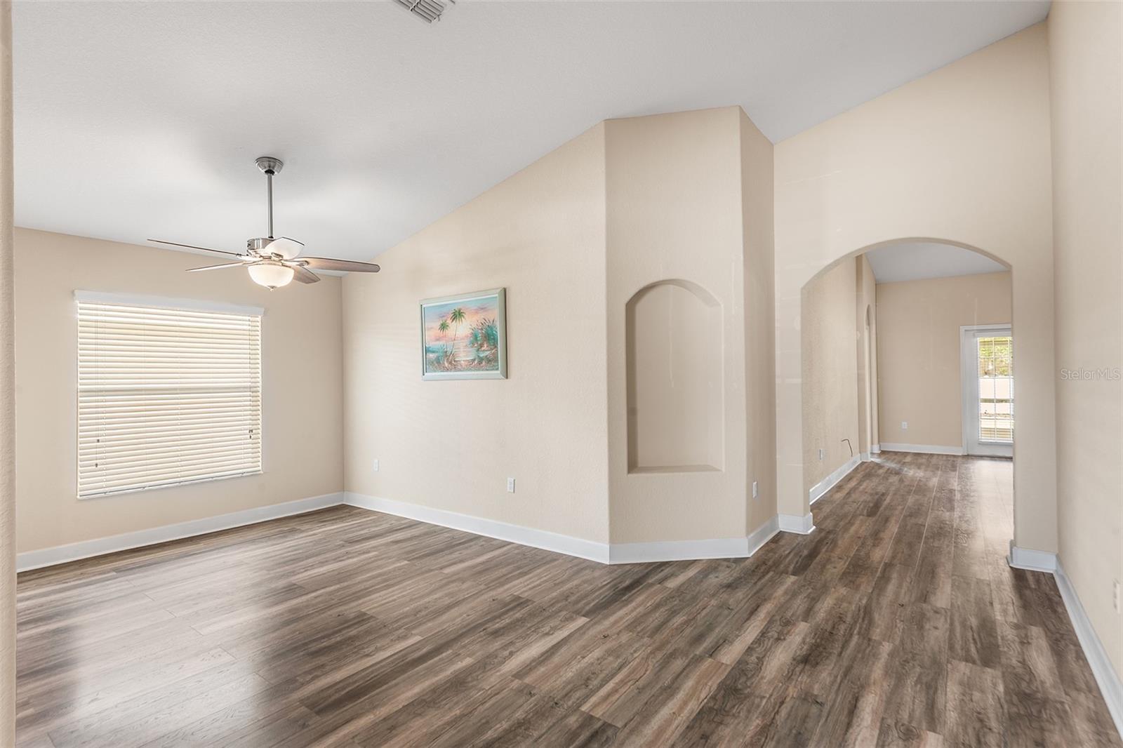 LAKERIDGE ESTATES - Residential