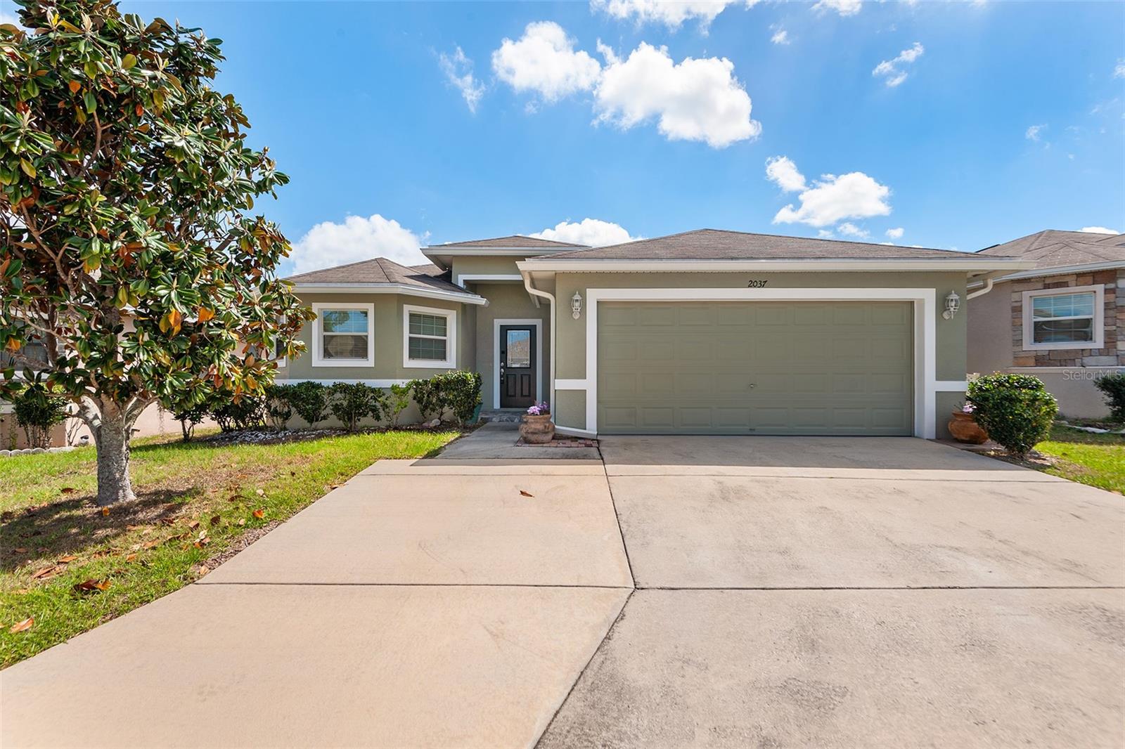 LAKERIDGE ESTATES - Residential