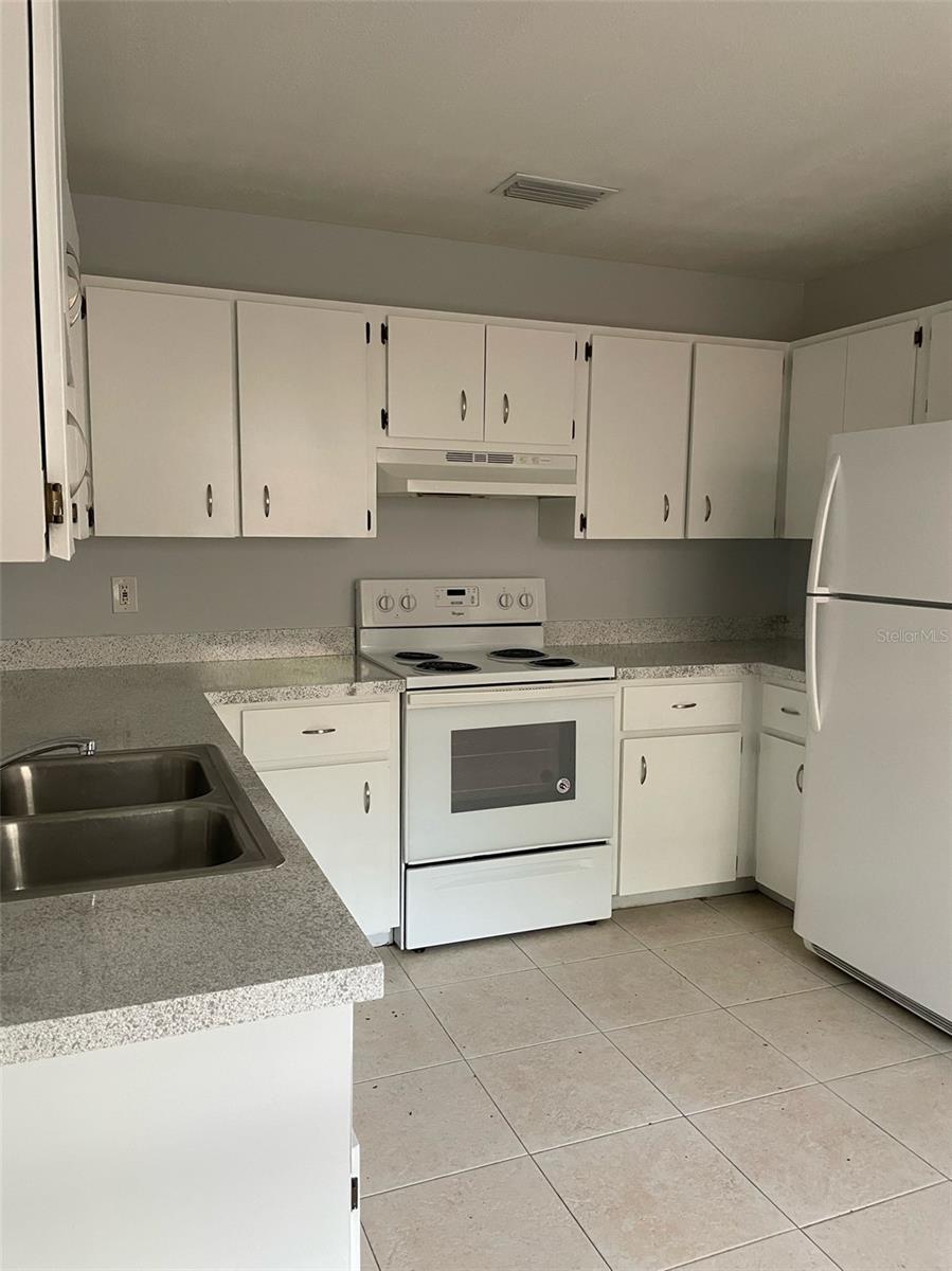 SUNNY VIEW SUB - Residential Lease