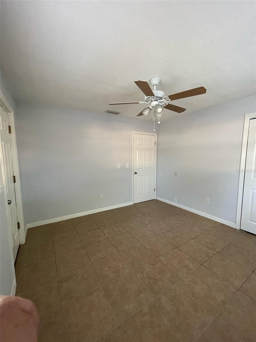 SUNNY VIEW SUB - Residential Lease