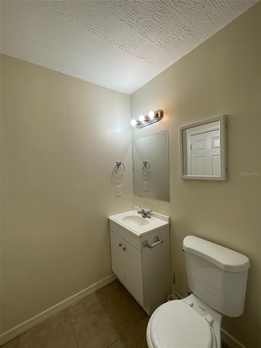 SUNNY VIEW SUB - Residential Lease