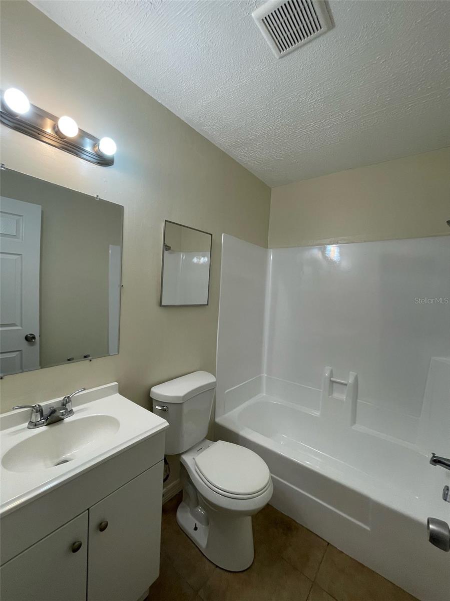 SUNNY VIEW SUB - Residential Lease