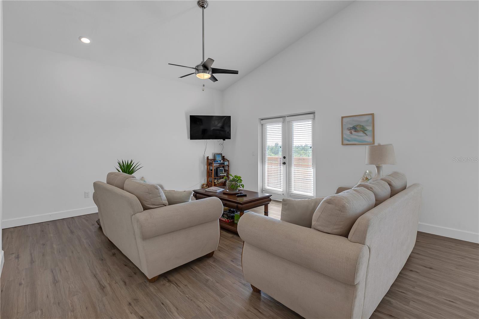 WEST PORT - Residential Income