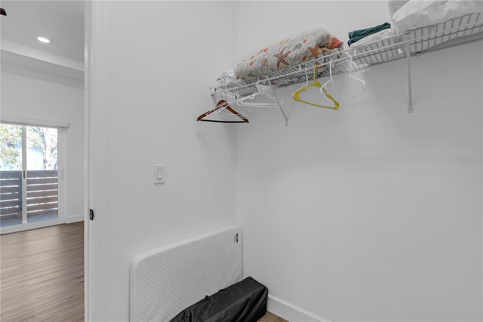 WEST PORT - Residential Income