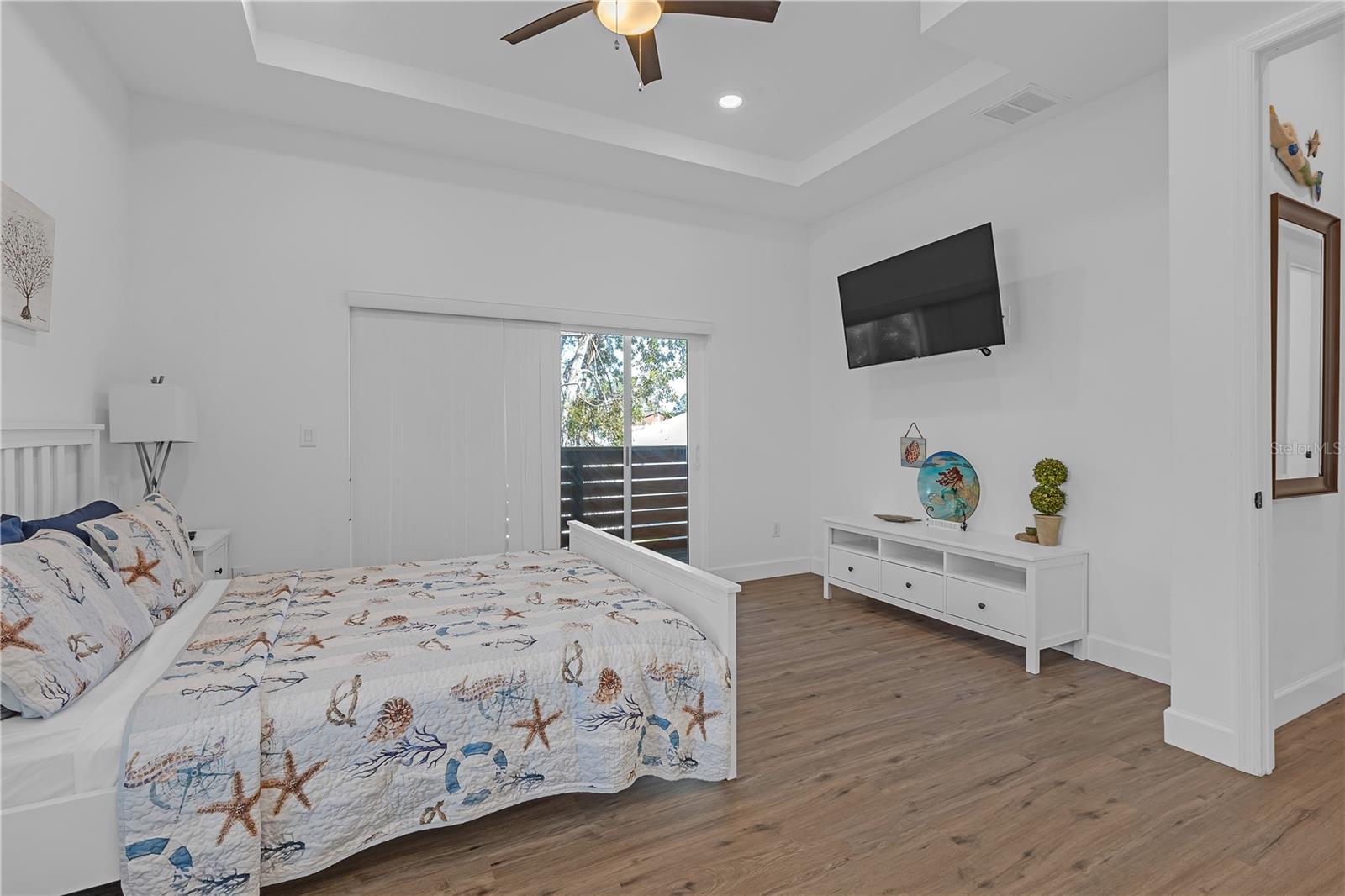 WEST PORT - Residential Income