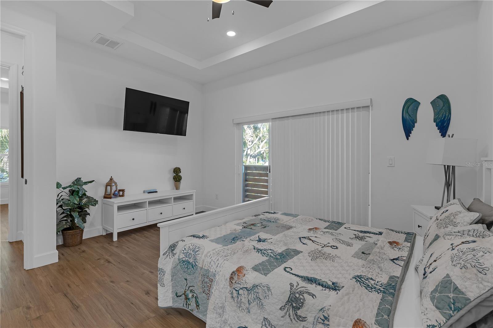 WEST PORT - Residential Income