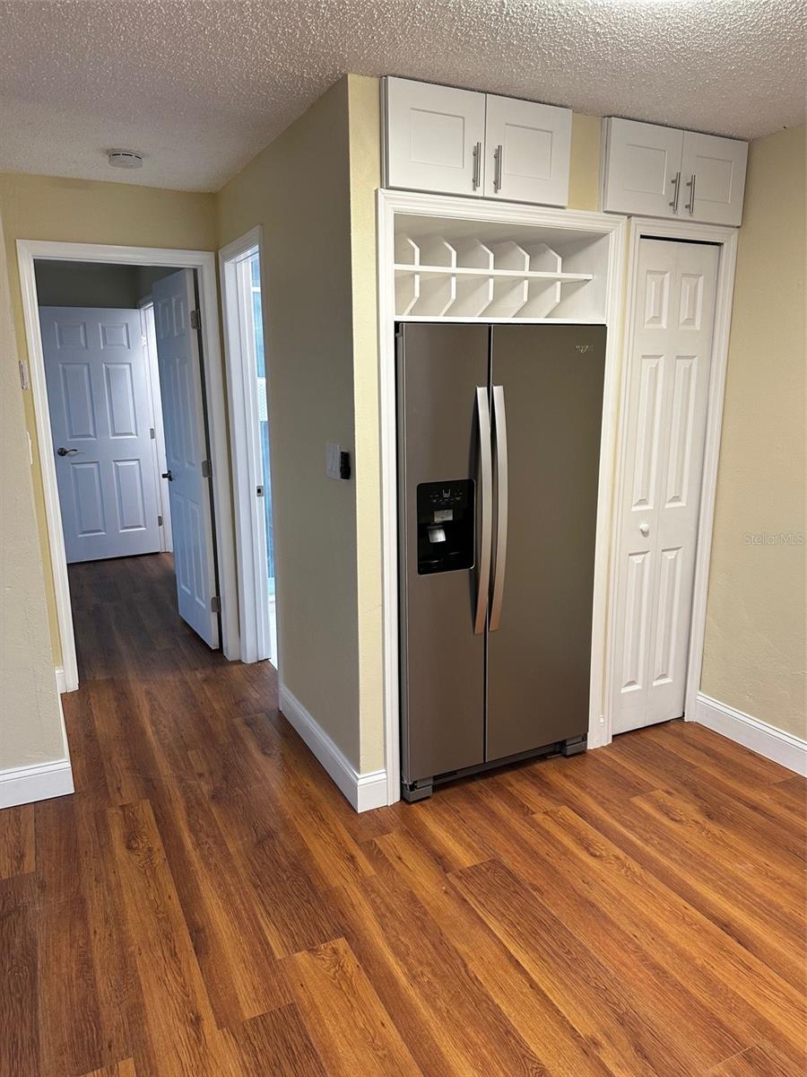 LAKE KATHRYN VILLAGE - Residential