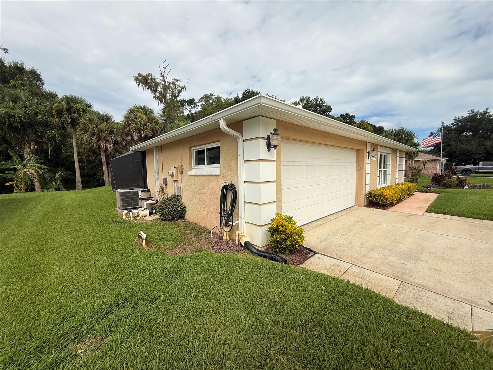 3777 GROVE VIEW LANE