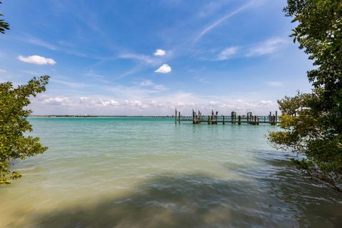 A home in PORT CHARLOTTE