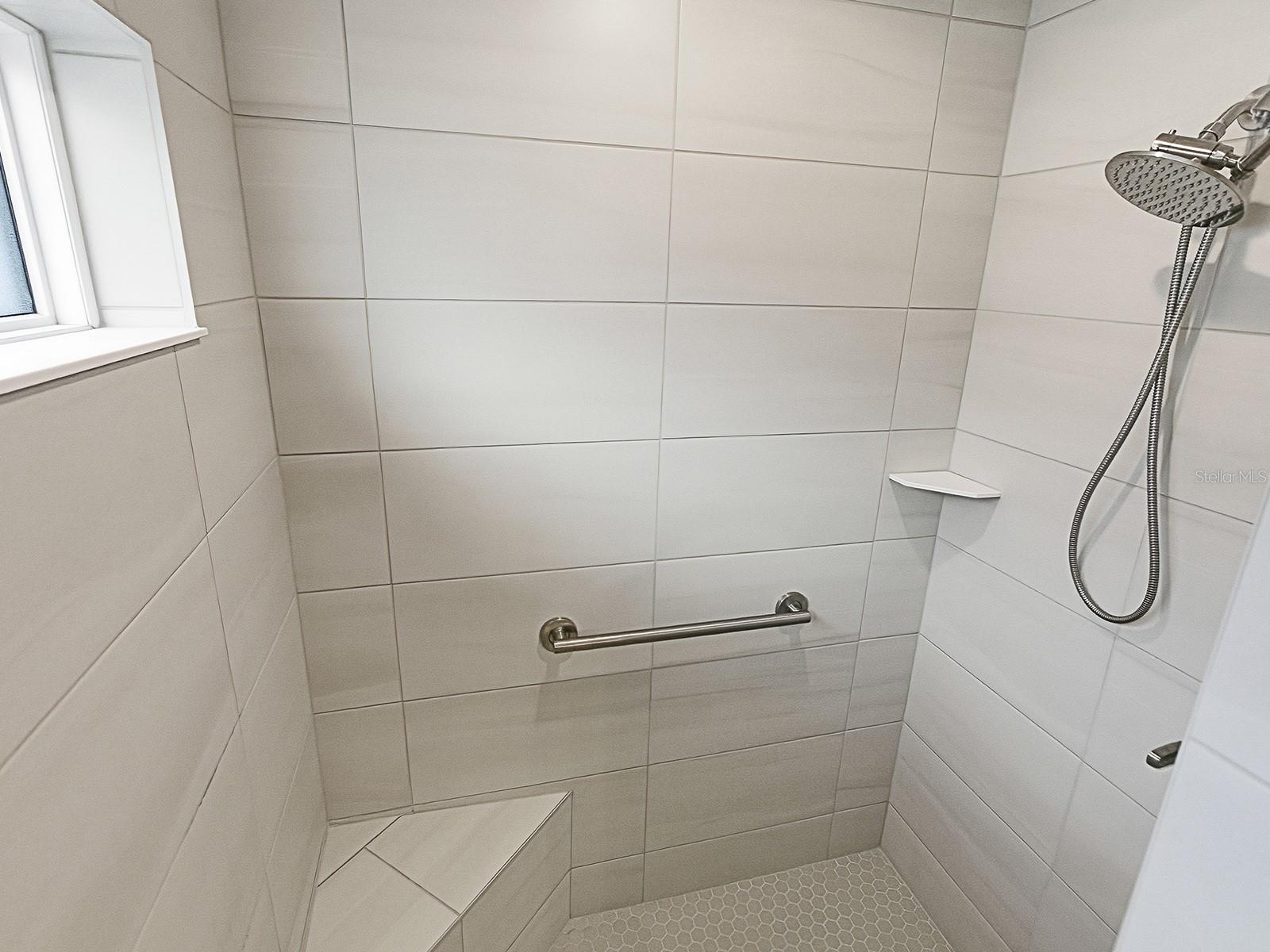 VILLAGES/SOUTHERN OAKS UN 246 - Residential