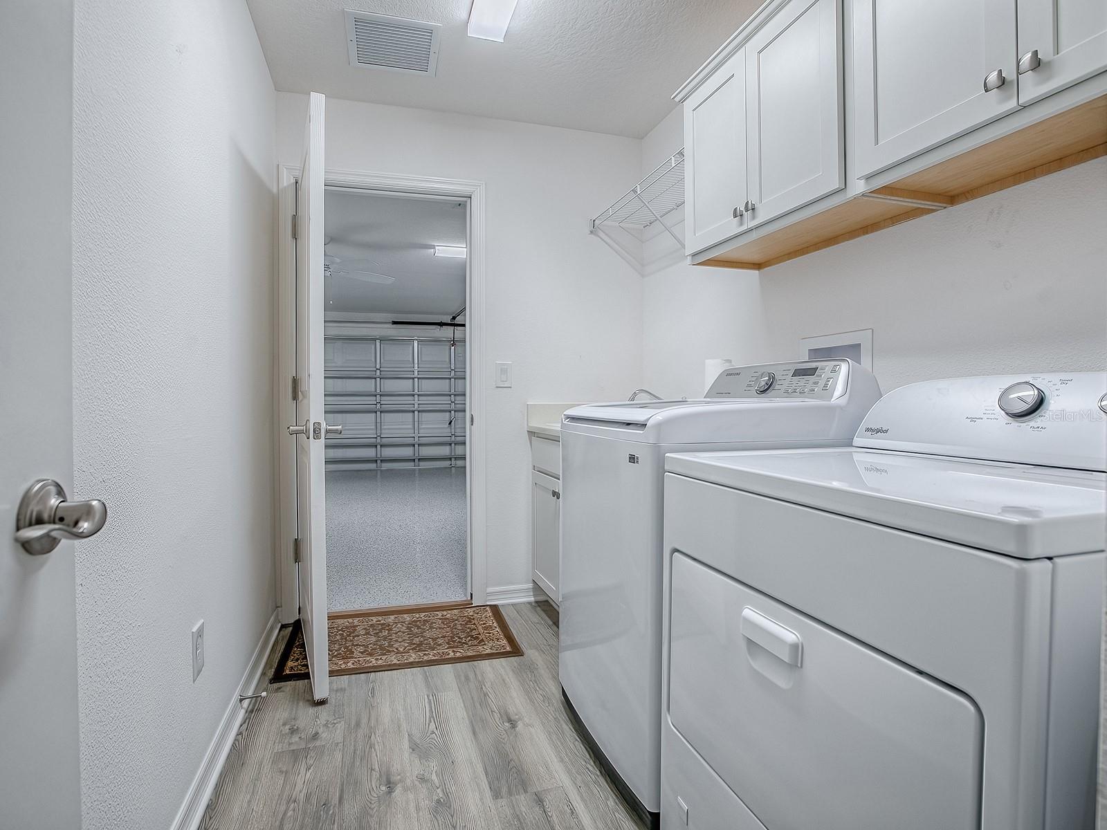 VILLAGES/SOUTHERN OAKS UN 246 - Residential