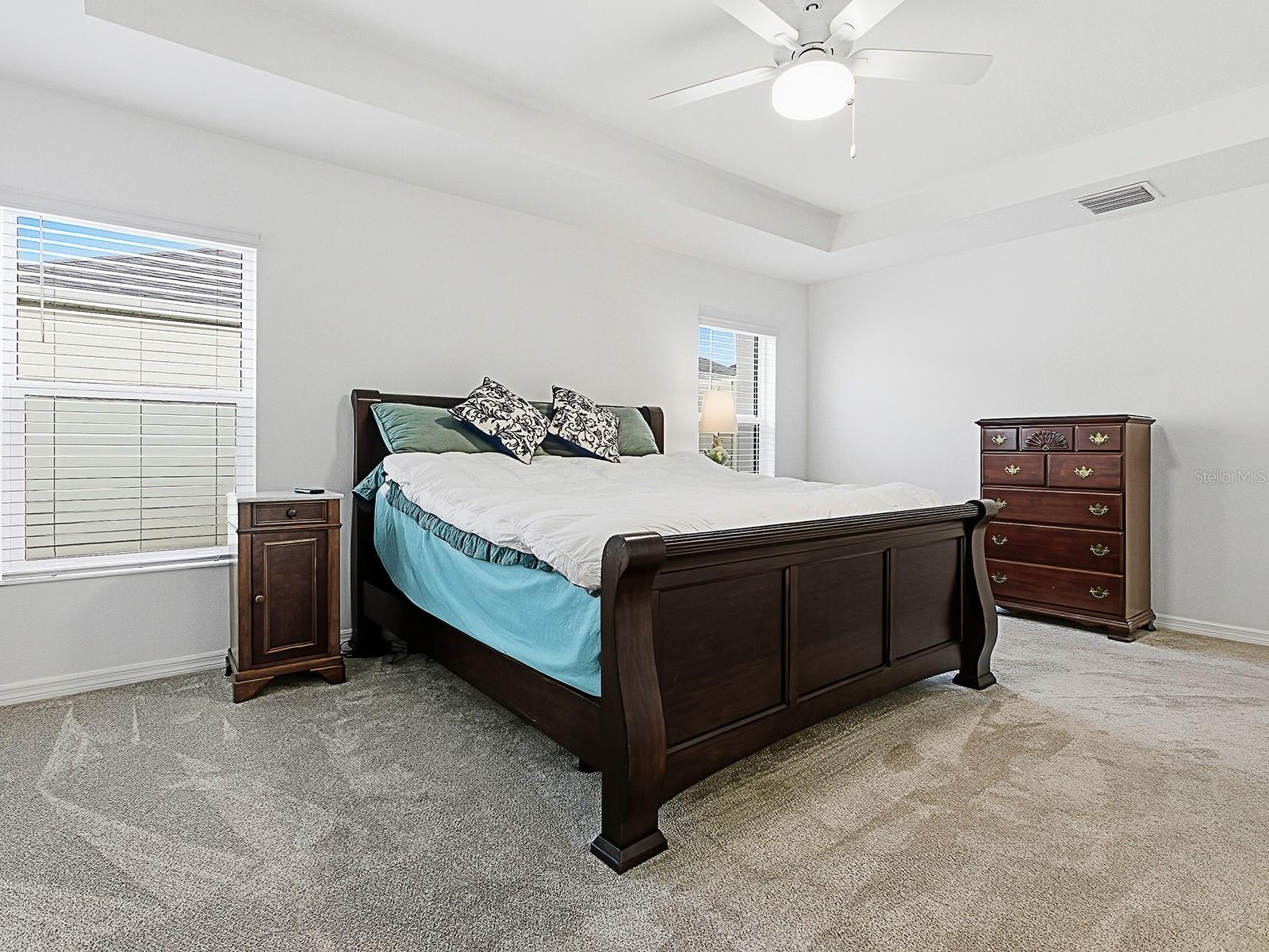 VILLAGES/SOUTHERN OAKS UN 246 - Residential