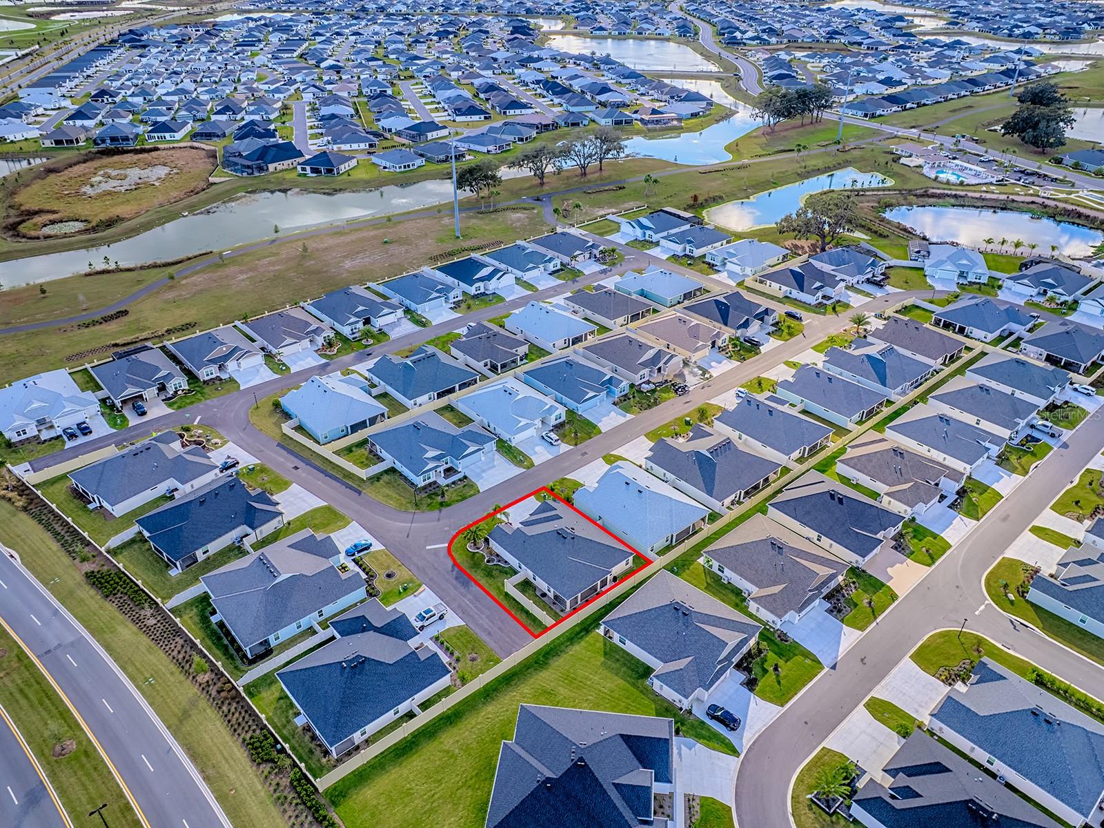 VILLAGES/SOUTHERN OAKS UN 246 - Residential