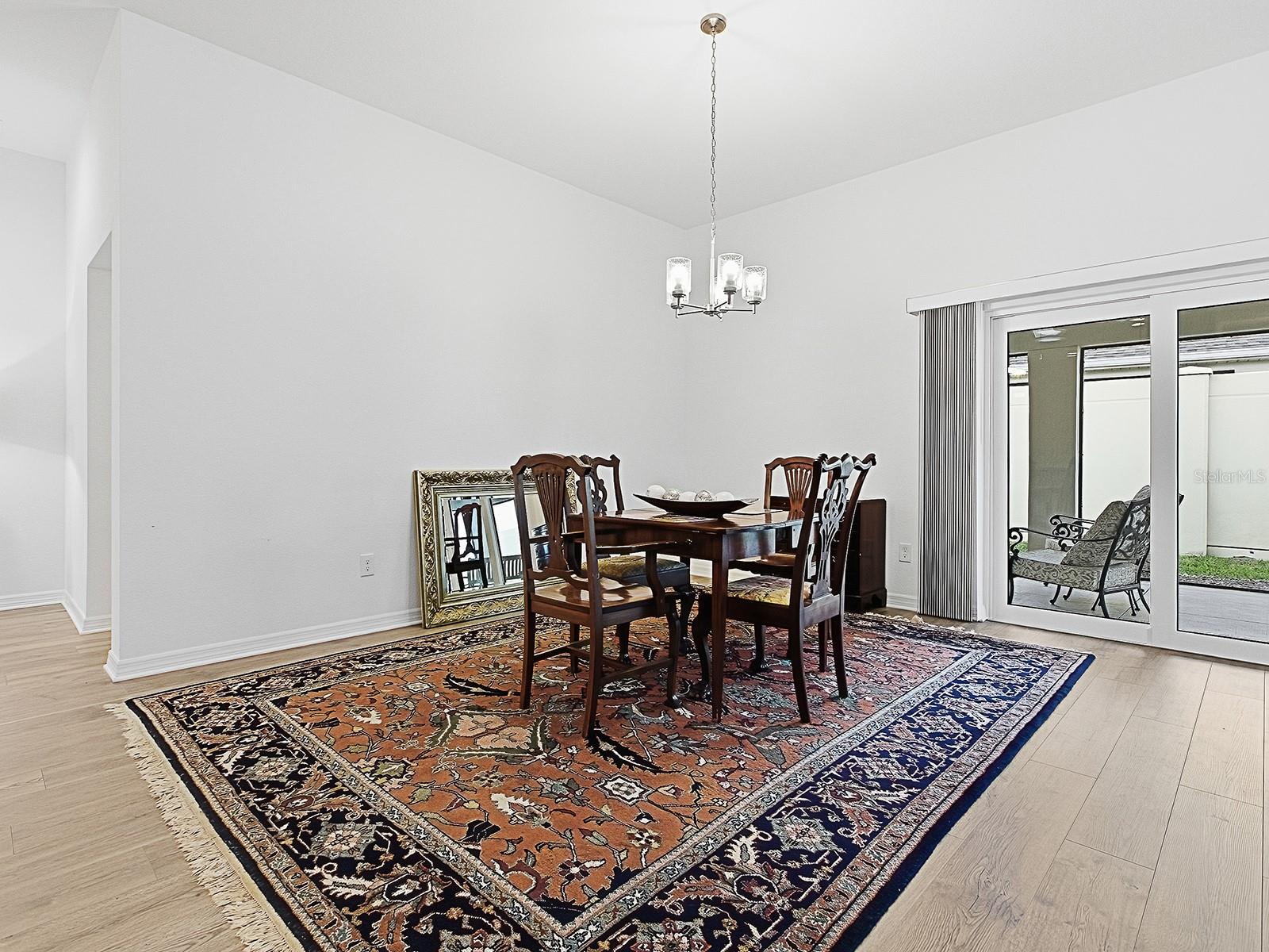 VILLAGES/SOUTHERN OAKS UN 246 - Residential