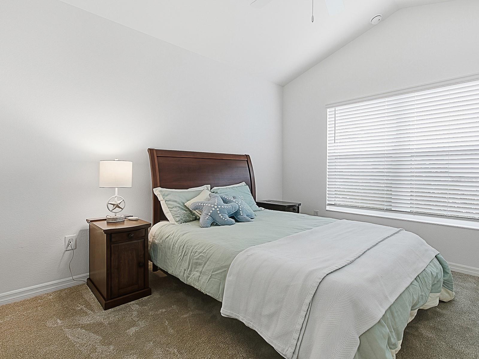 VILLAGES/SOUTHERN OAKS UN 246 - Residential