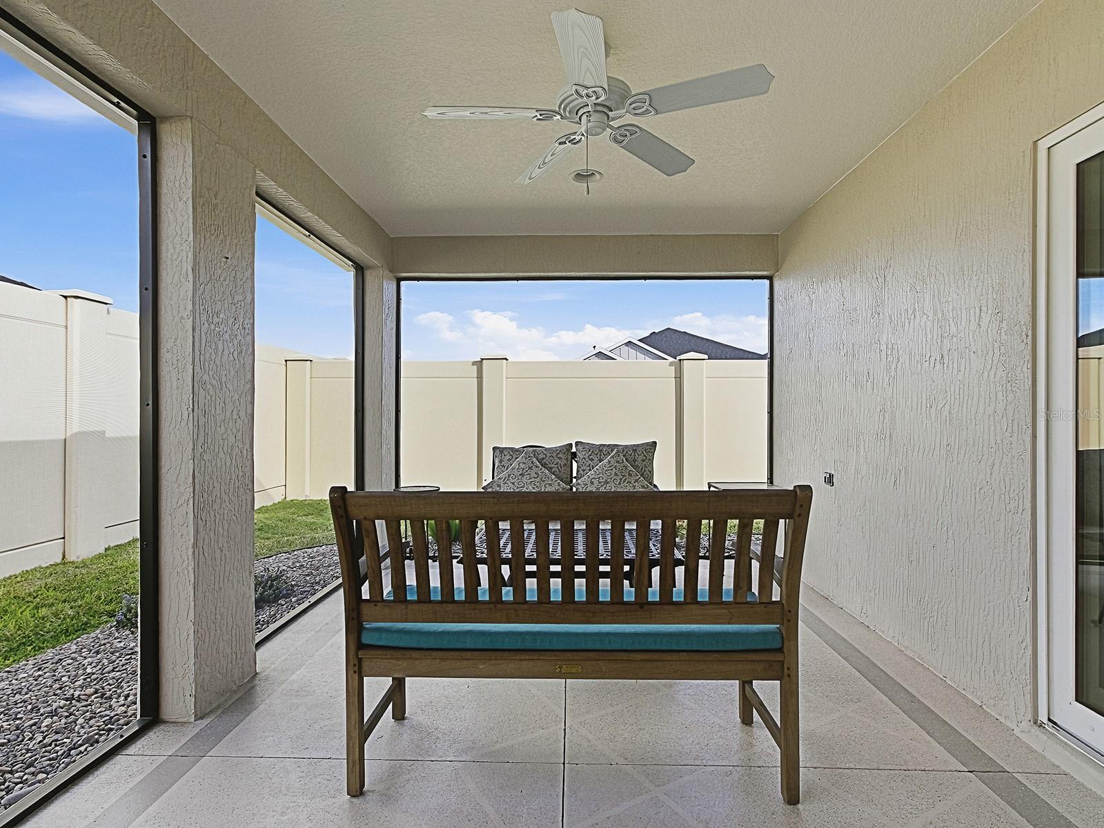 VILLAGES/SOUTHERN OAKS UN 246 - Residential