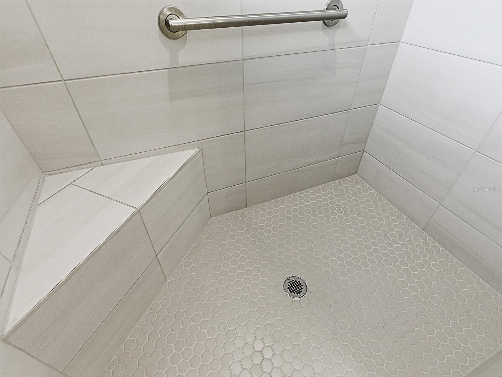 VILLAGES/SOUTHERN OAKS UN 246 - Residential