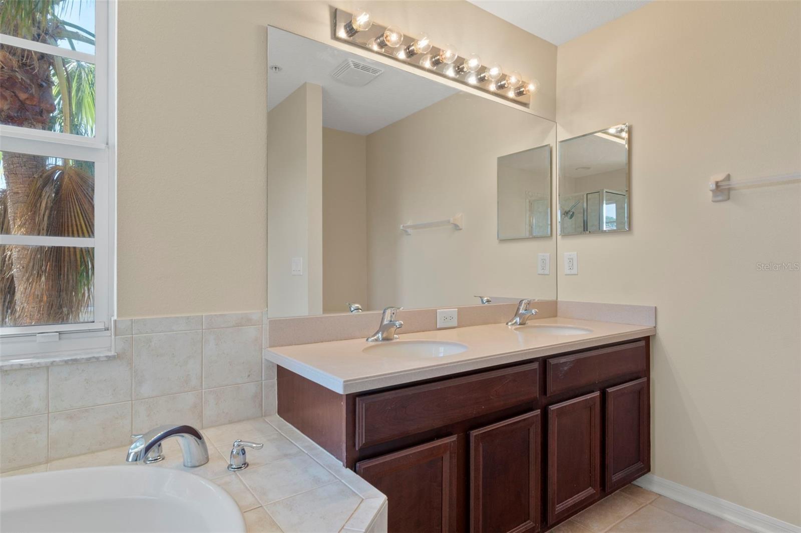 SEA FOREST BEACH CLUB TWNHMS - Residential