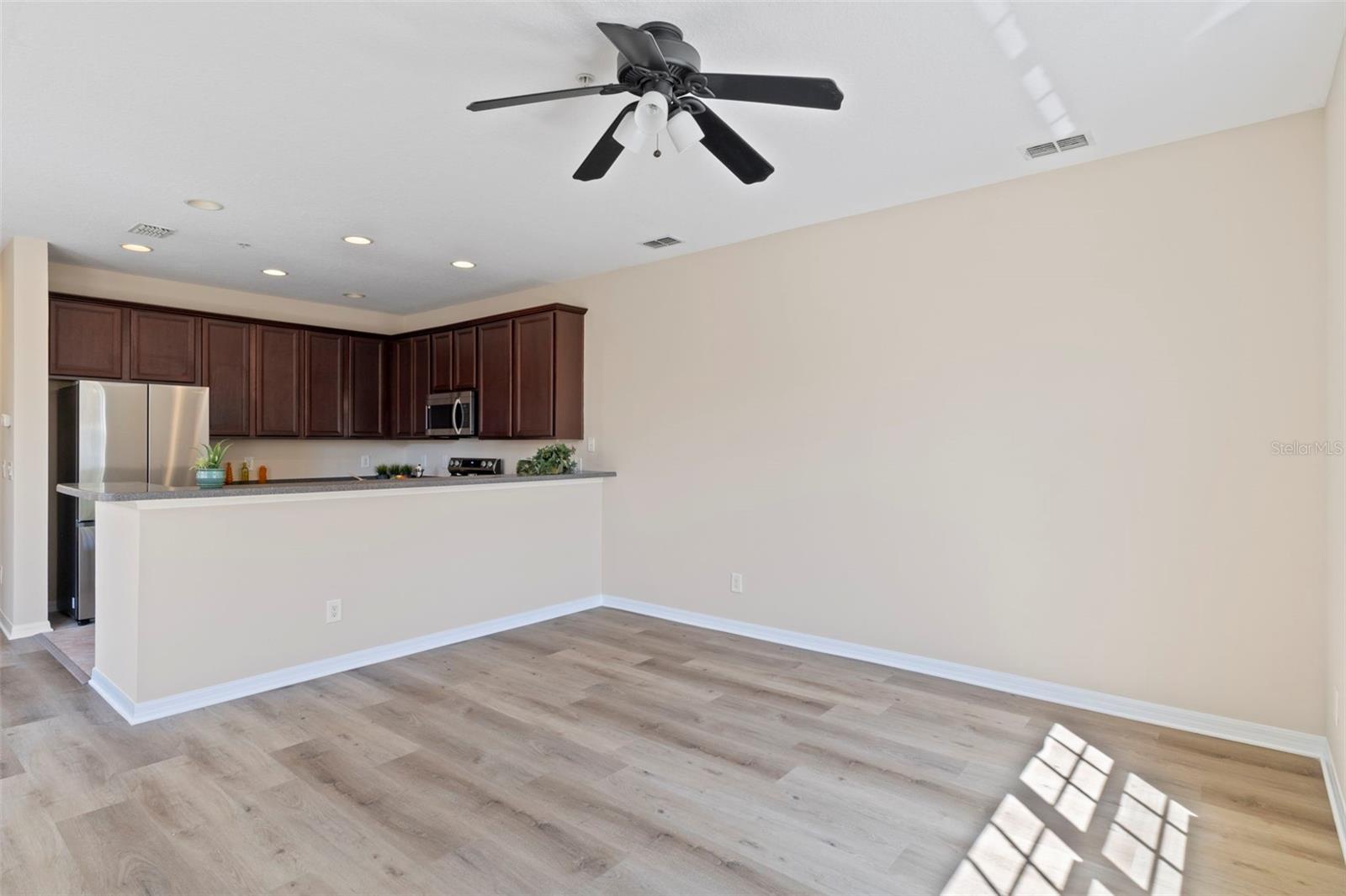 SEA FOREST BEACH CLUB TWNHMS - Residential