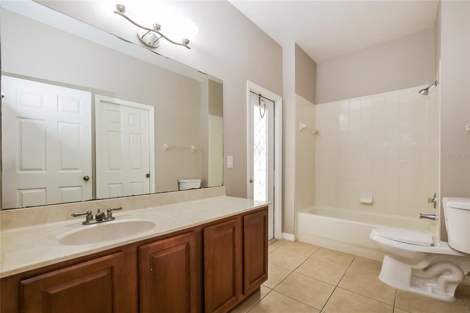 TIVOLI WOODS VILLAGE C 51 84 - Residential