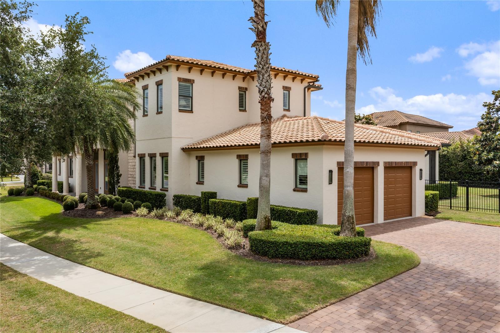 WATERSTONE - Residential