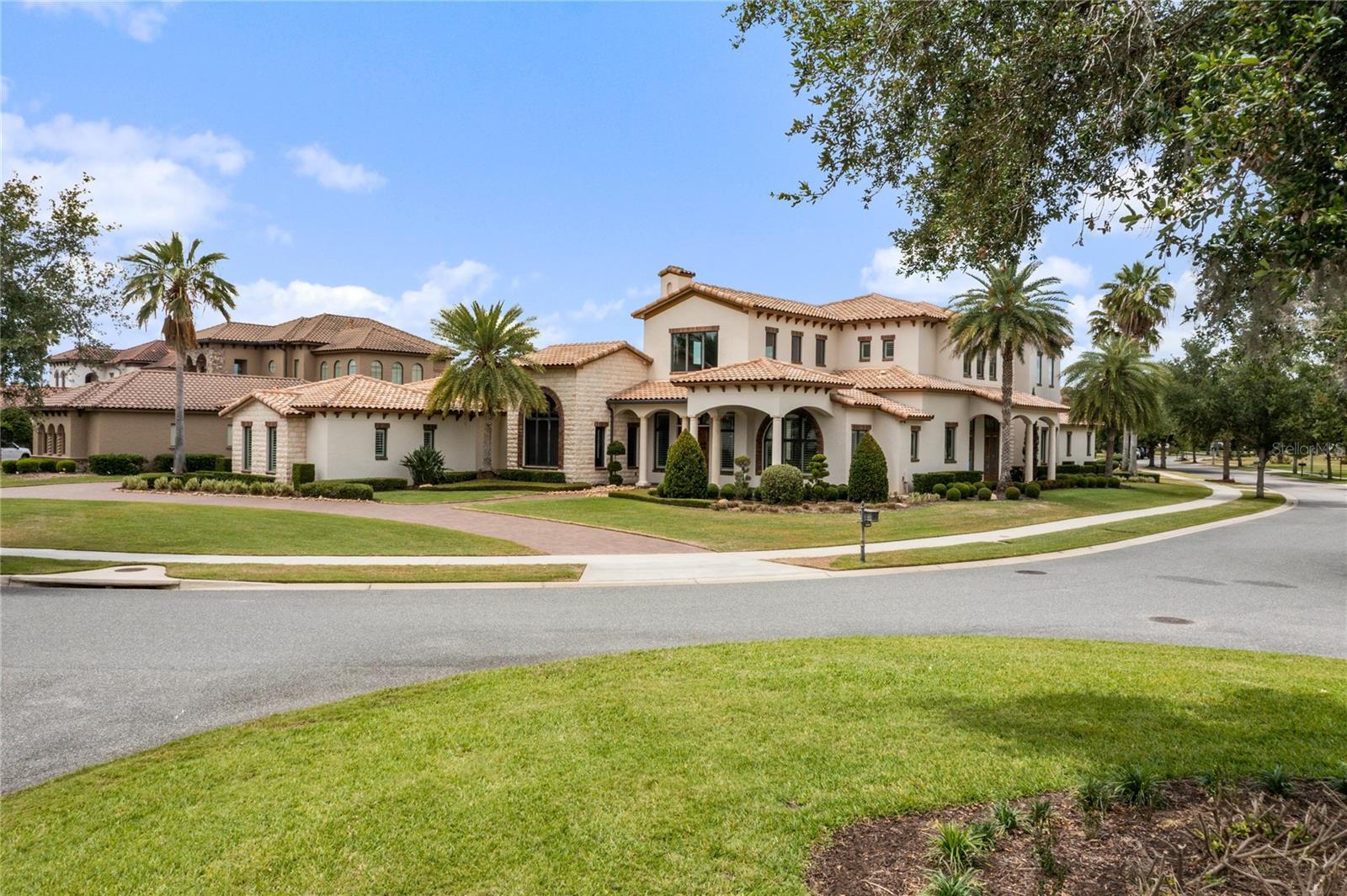 WATERSTONE - Residential