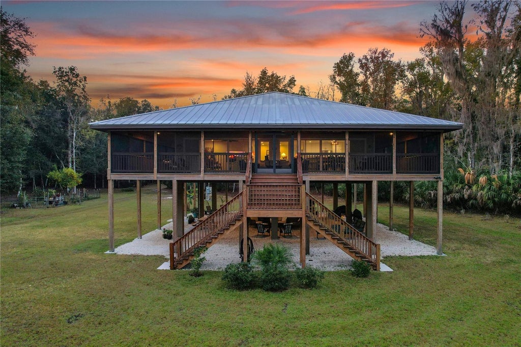 Photo of 122 Drayton Island Road, Georgetown, FL 32139 (MLS # G5117947)