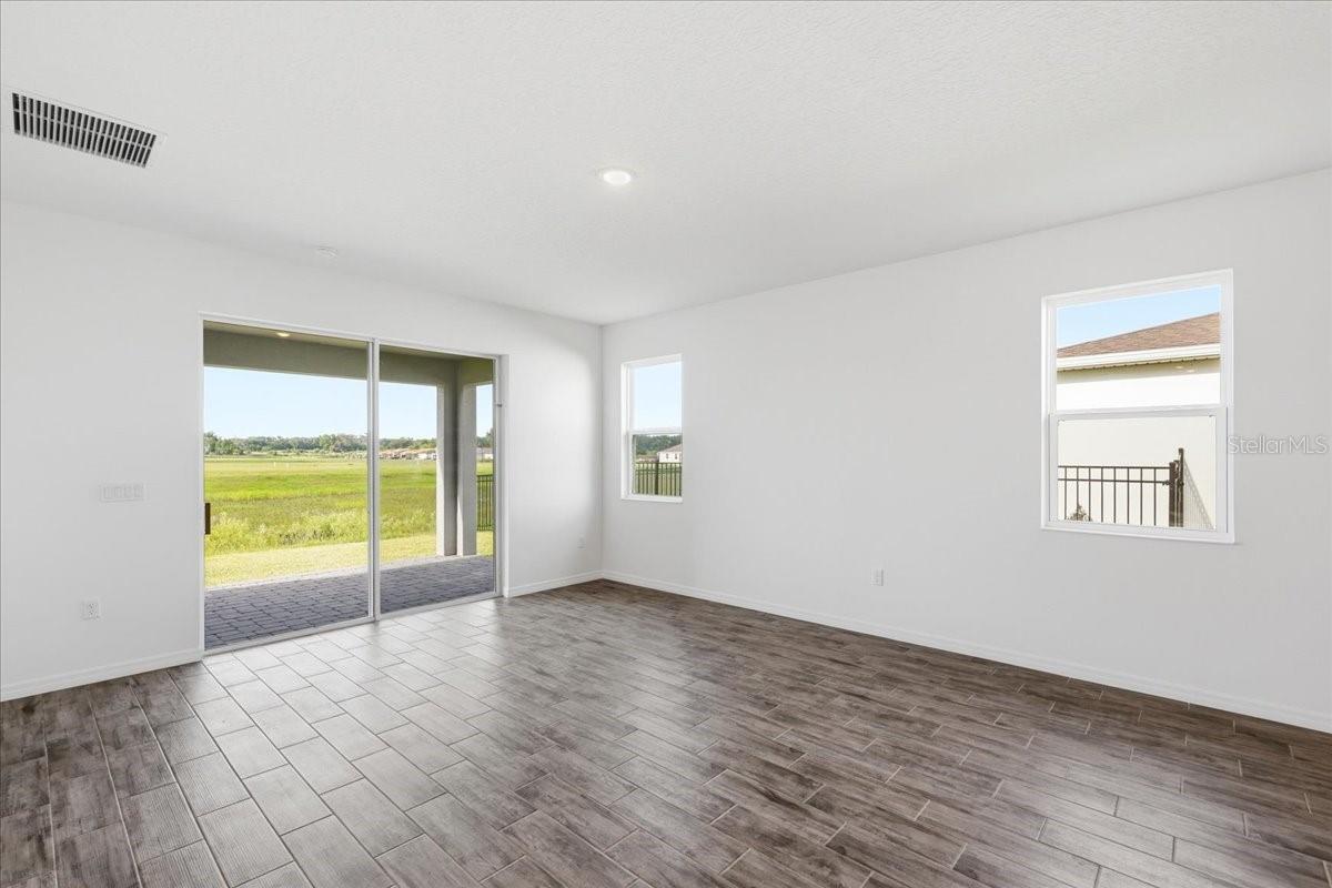 3094 WINDSWEPT WAY