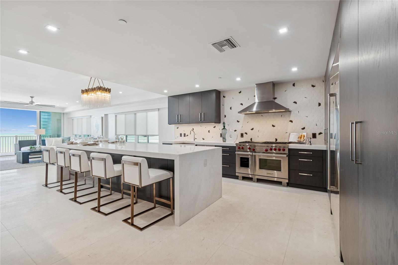 19600 GULF BOULEVARD 402