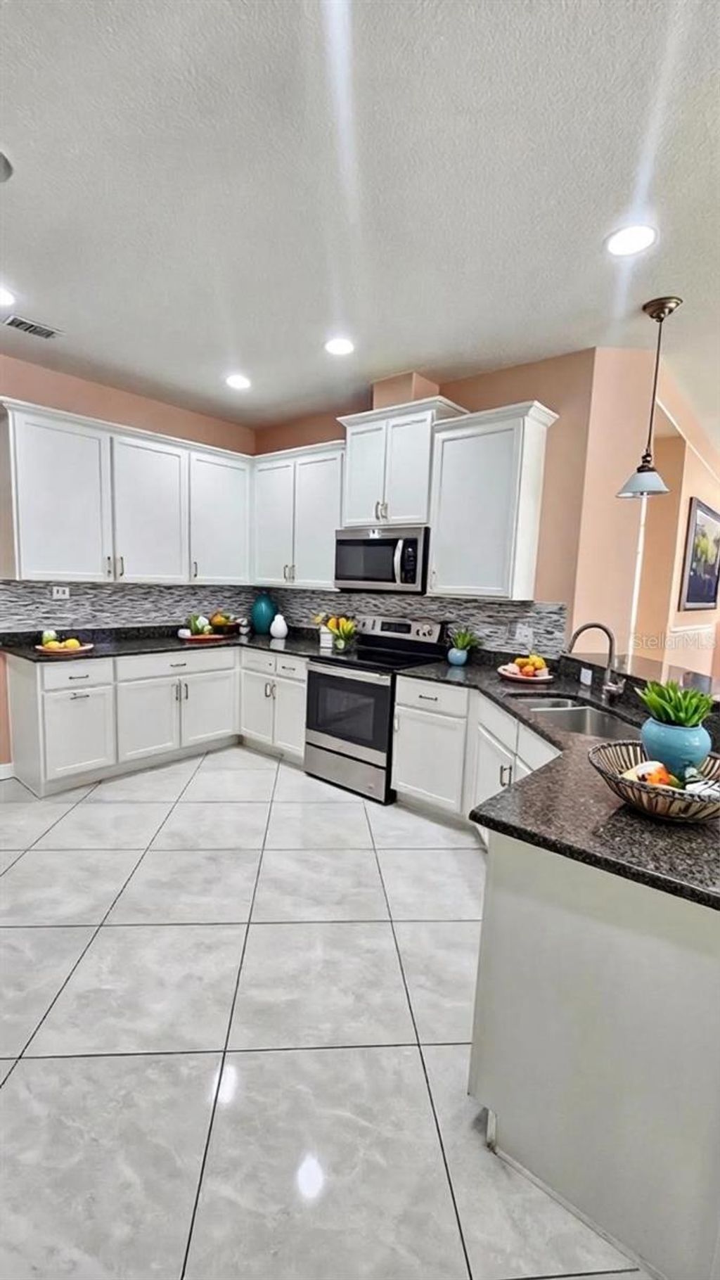 Photo of 11114 Hartford Fern Drive, Riverview, FL 33569 (MLS # TB8486668)