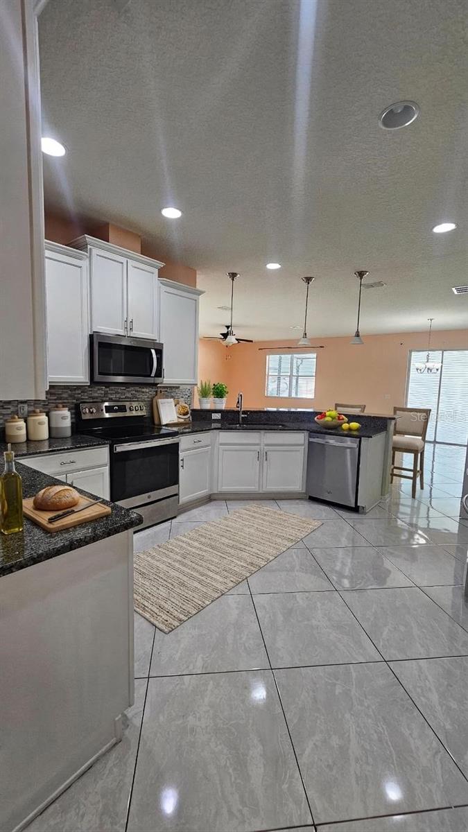 MOSS LANDING PH 3 - Residential