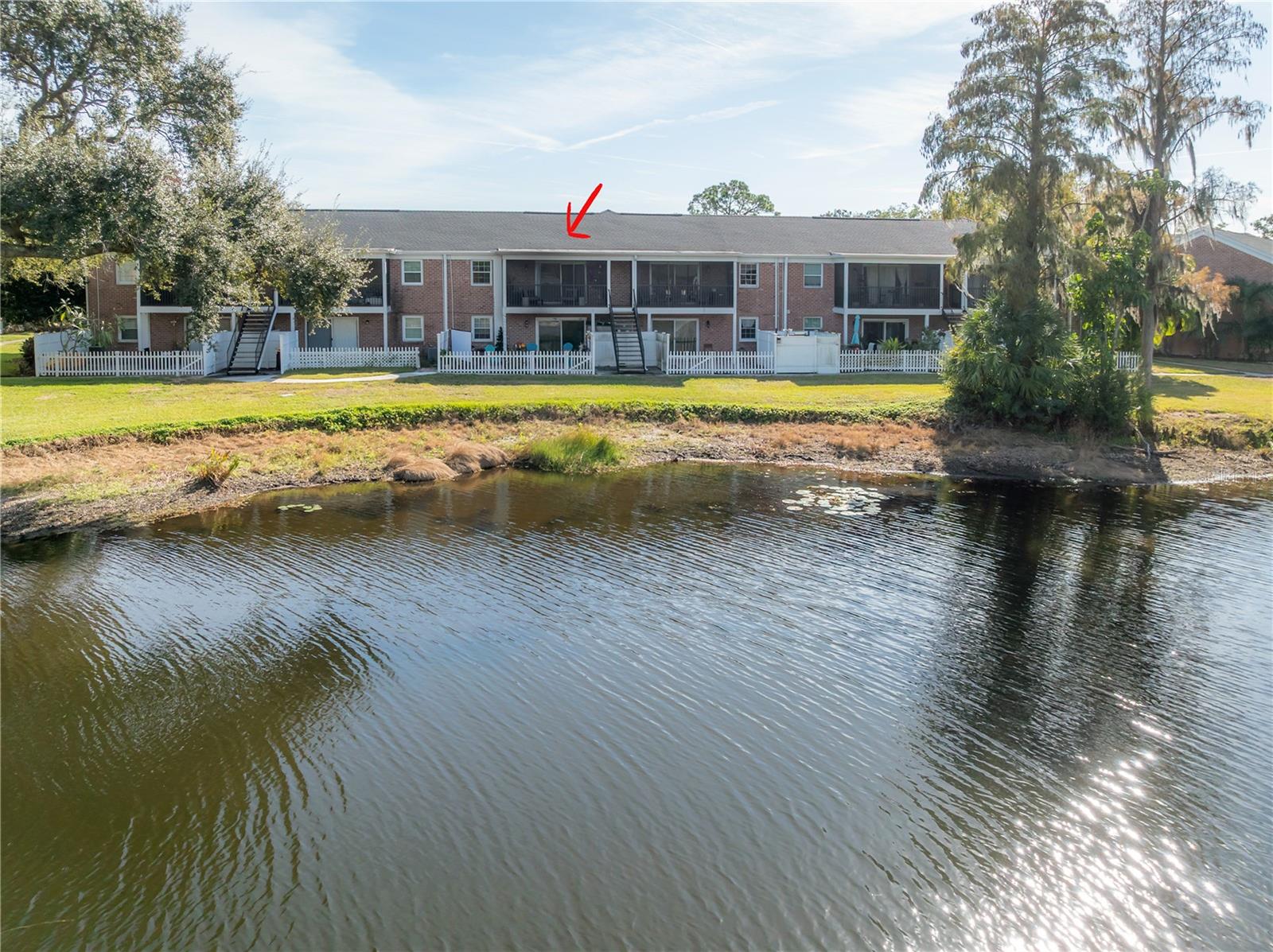 WHISPERING OAKS - Residential