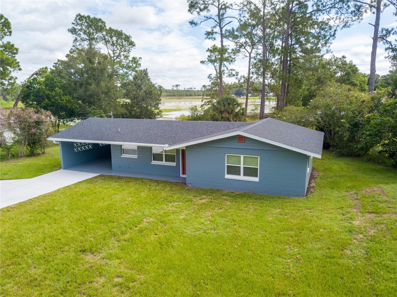 SILVER LAKE PARK - Residential