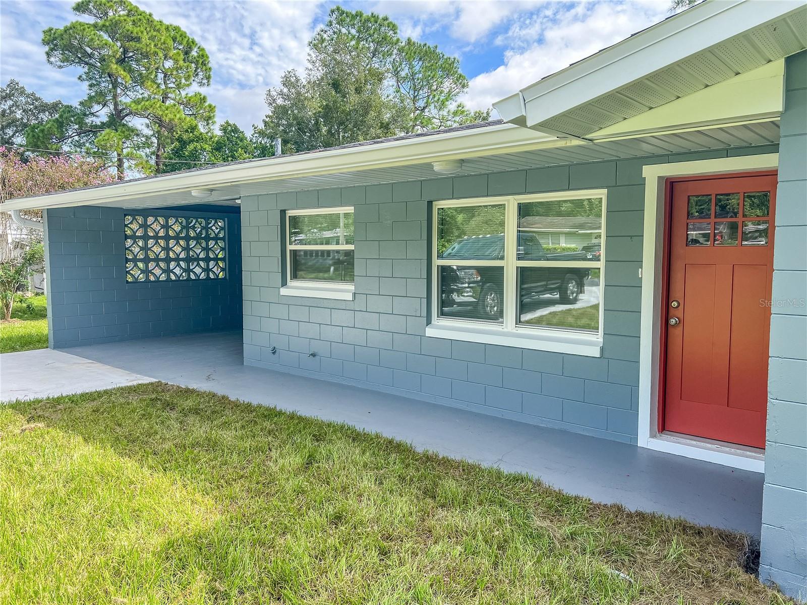 SILVER LAKE PARK - Residential