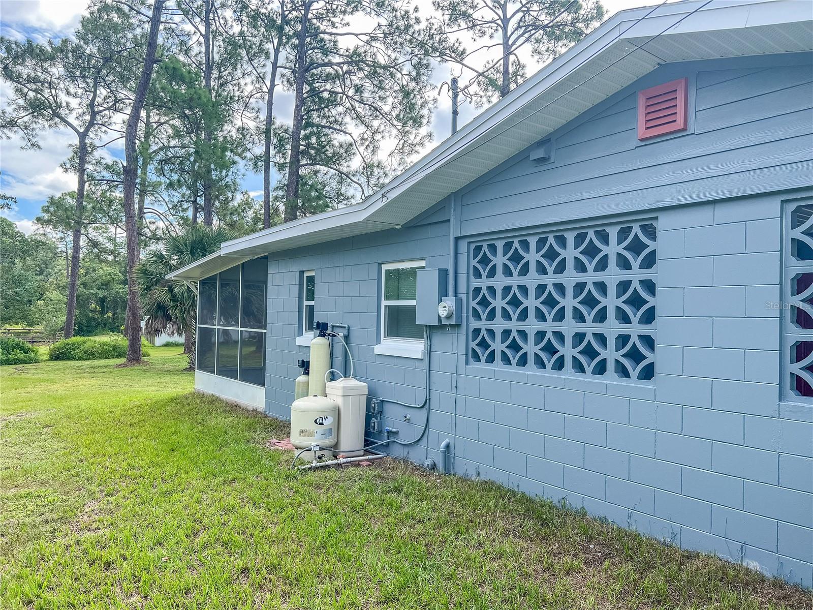 SILVER LAKE PARK - Residential