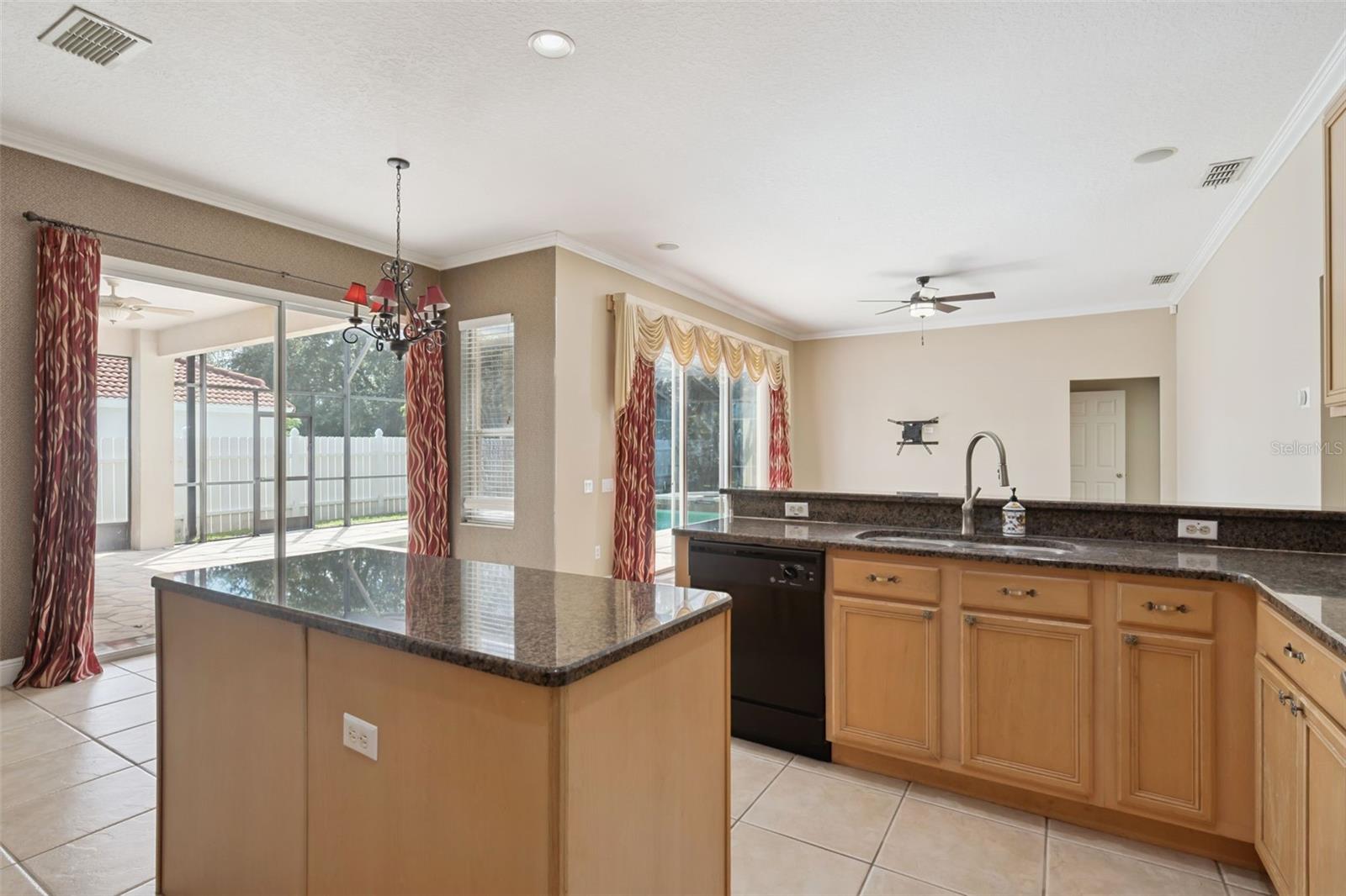 GLENMUIR 48 39 - Residential