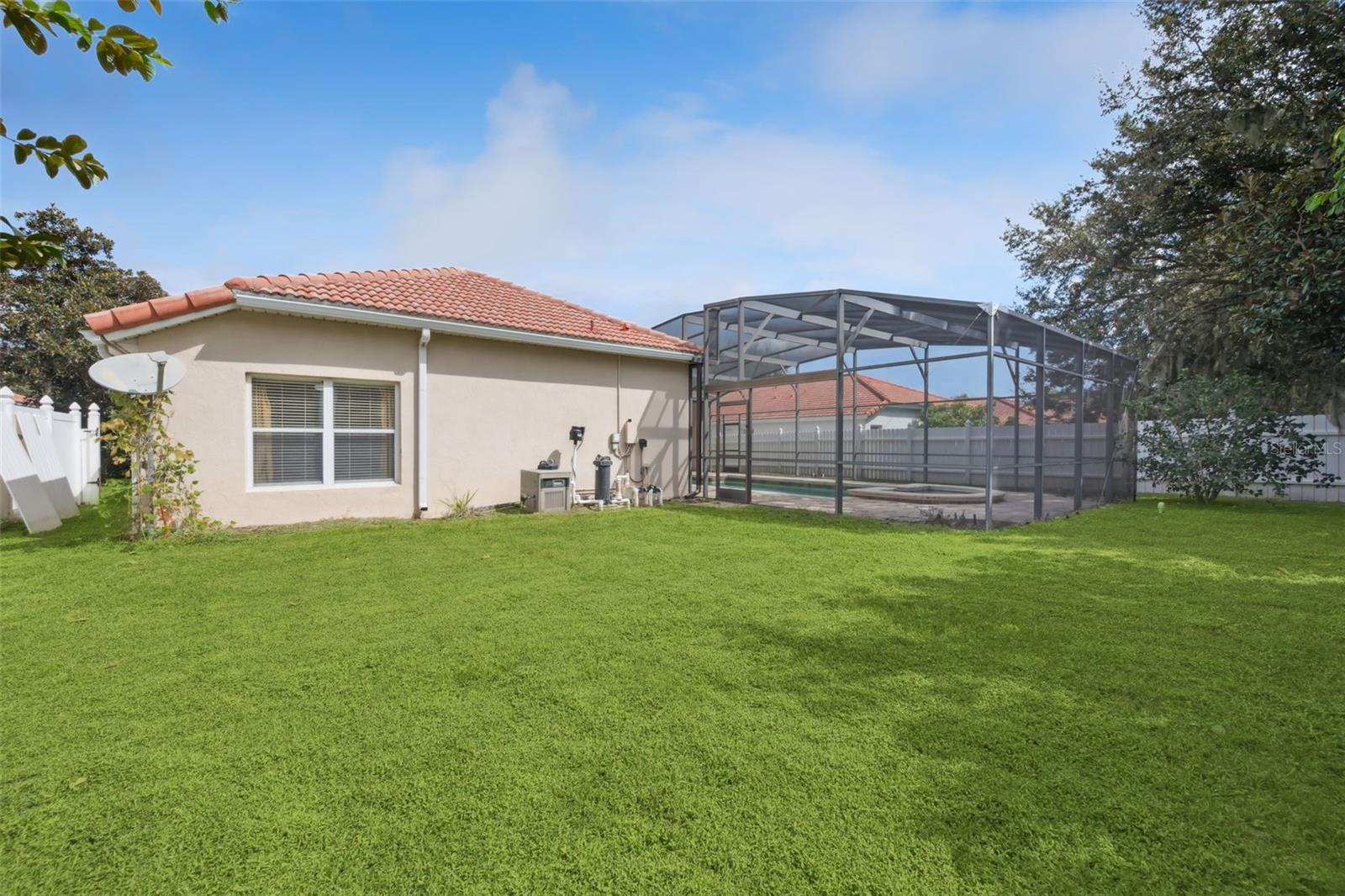 GLENMUIR 48 39 - Residential