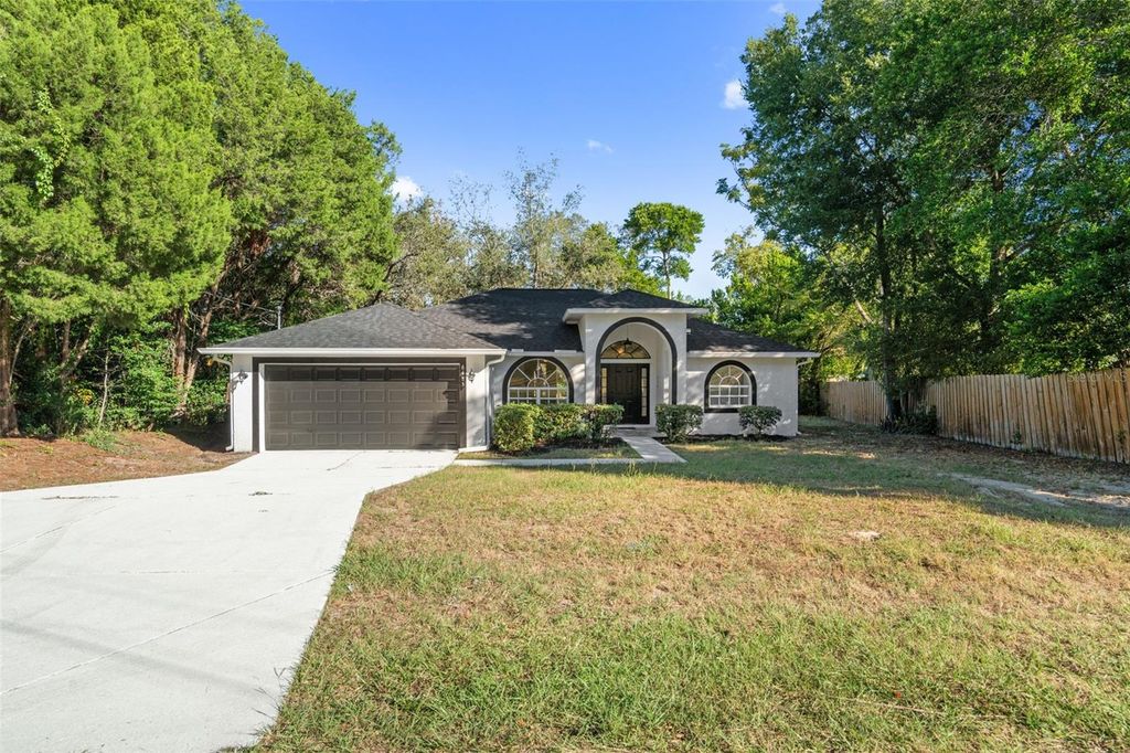 Photo of 6485 Hillview Road, Spring Hill, FL 34606 (MLS # TB8437133)