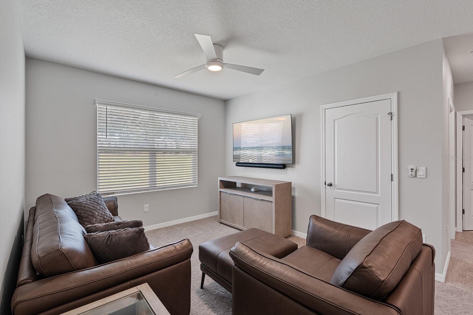 TIMBERWALAKE PH 3 - Residential