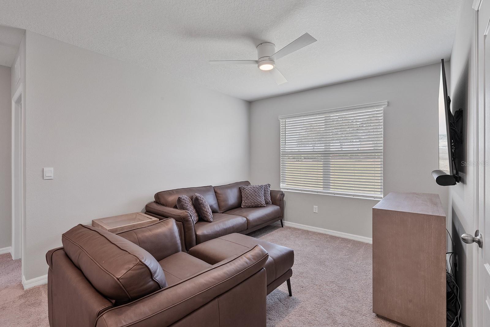 TIMBERWALAKE PH 3 - Residential