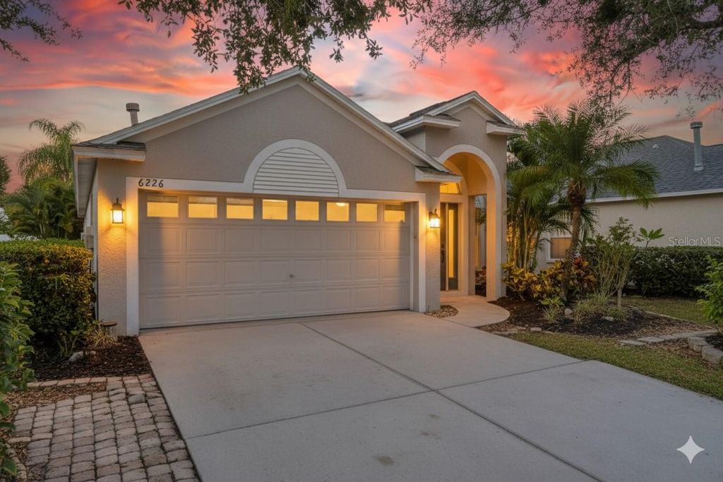 Photo of 6226 Blueflower Court, Lakewood Ranch, FL 34202 (MLS # A4674044)
