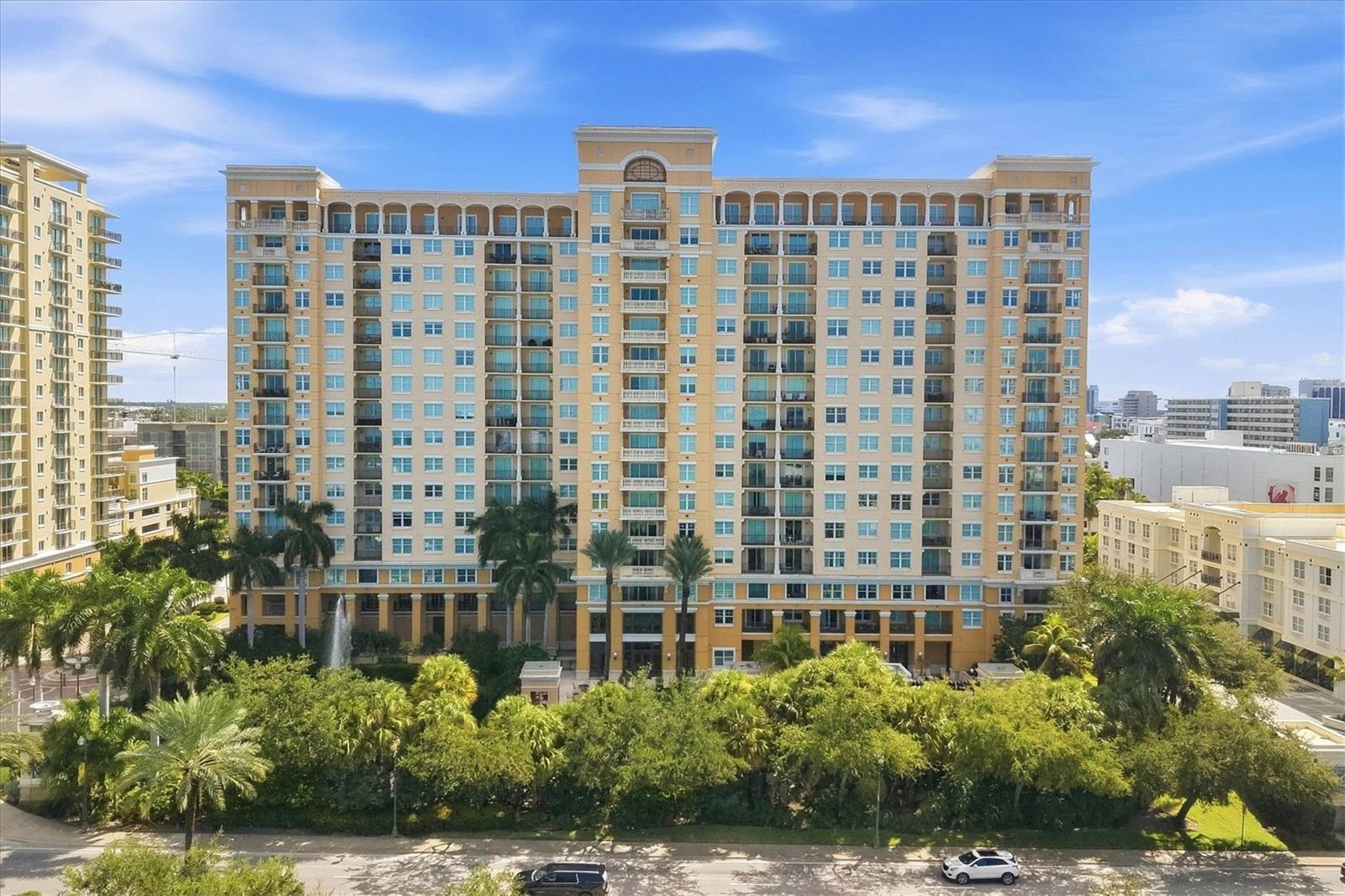 750 N TAMIAMI TRAIL 517, SARASOTA, FL, 34236 1 750 N TAMIAMI TRAIL 517
