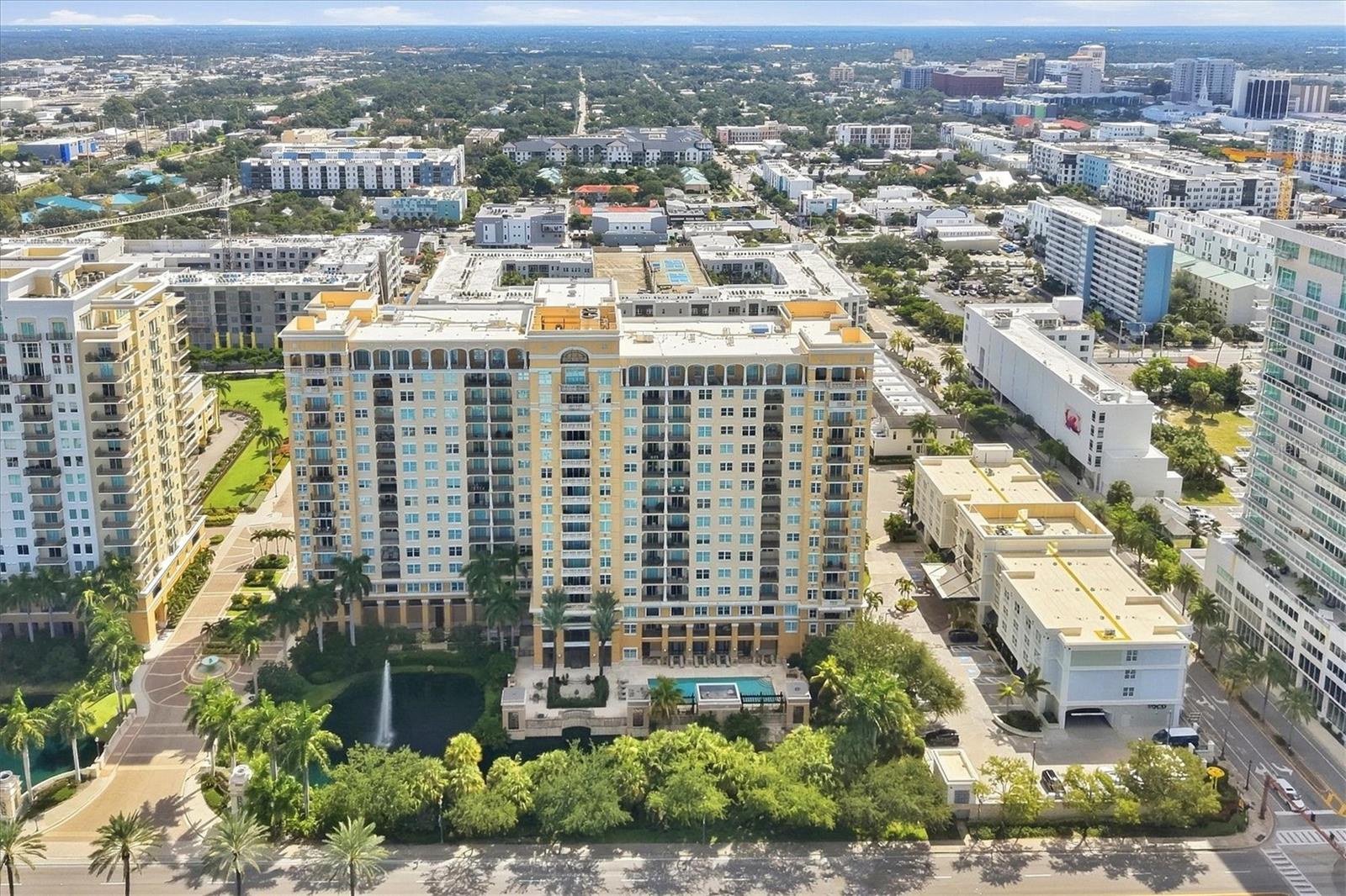 750 N TAMIAMI TRAIL 517, SARASOTA, FL, 34236 2 750 N TAMIAMI TRAIL 517