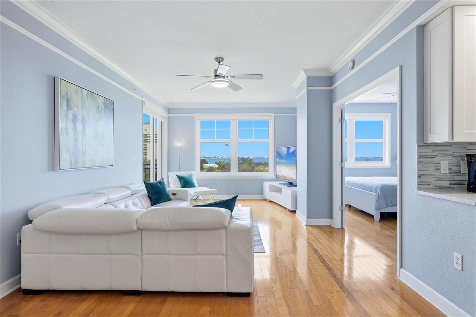 750 N TAMIAMI TRAIL 517, SARASOTA, FL, 34236 3 750 N TAMIAMI TRAIL 517