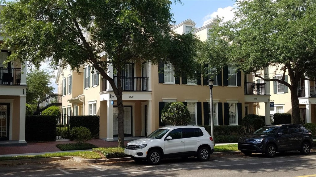 Photo of 1420 Lake Baldwin Lane, Orlando, FL 32814 (MLS # O6419759)