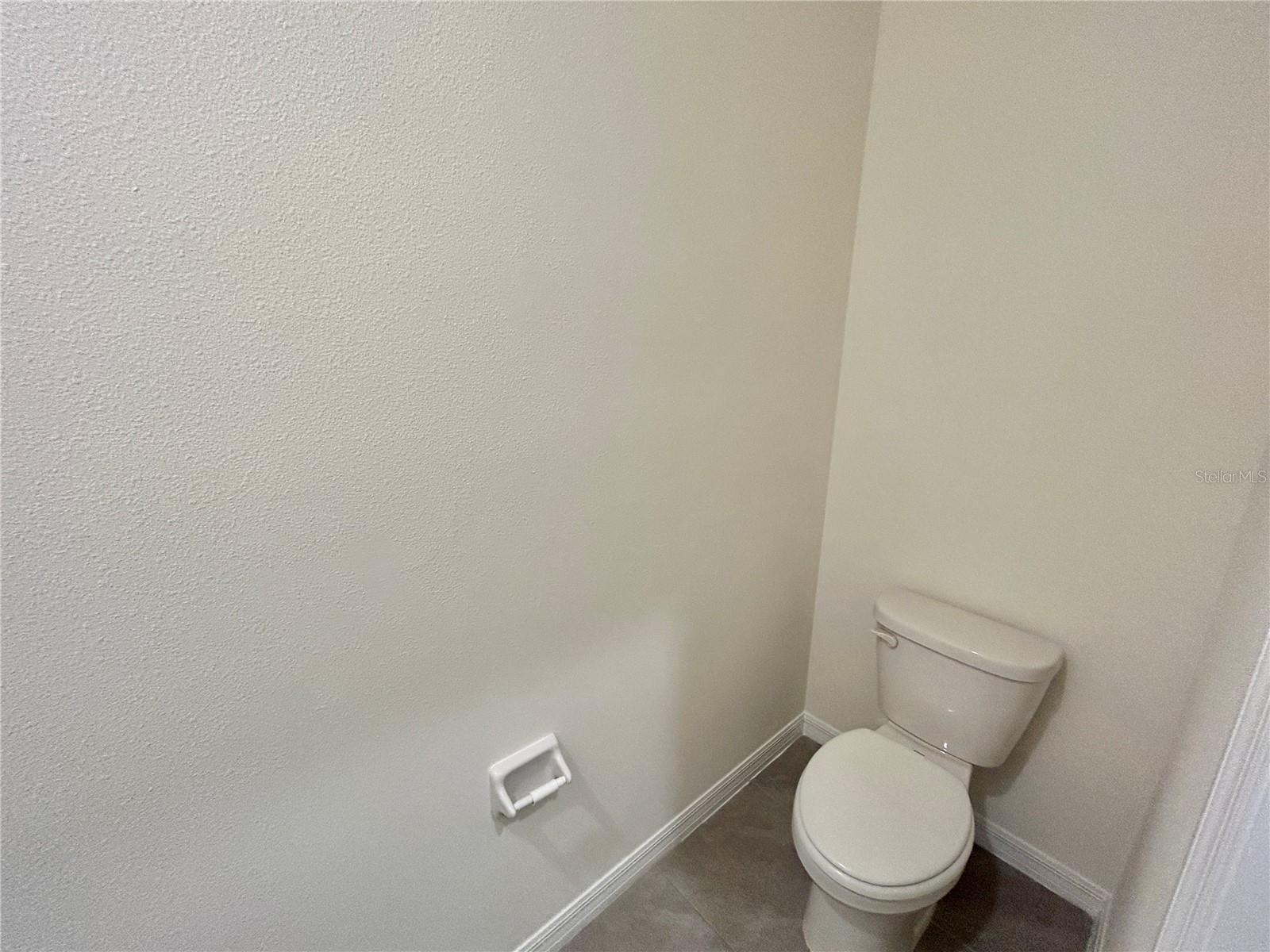 WOODLEAF HAMMOCK A REP OF A POR O - Residential Lease